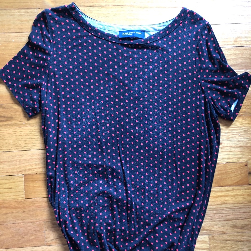 ♥︎ Jones New York Heart Print T-Shirt ♥︎